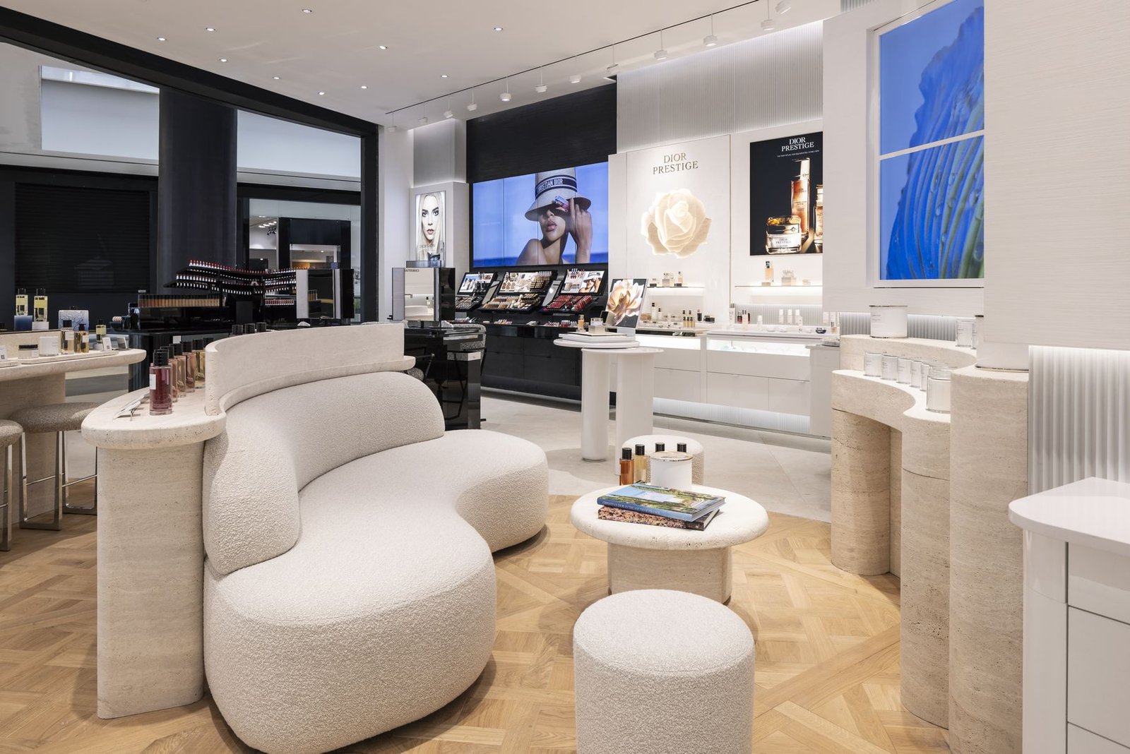 DIOR TLV