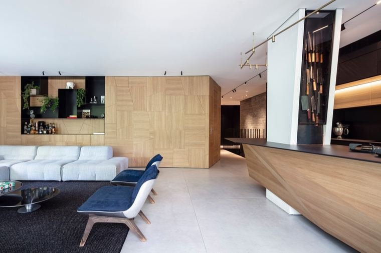 HAPPY HOUSE — תמונה 4